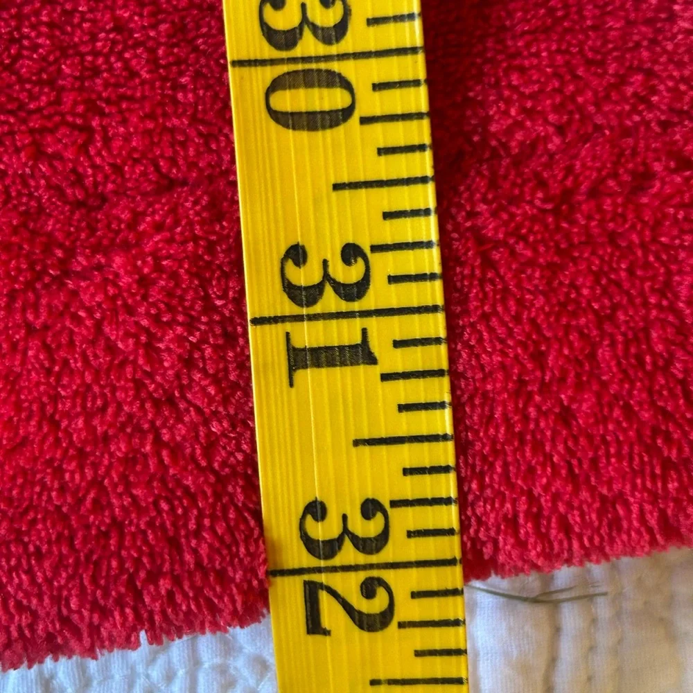Gap Girls Red Plush Hooded Robe w/Tie. Size 12. So cozy and nice. Clean!